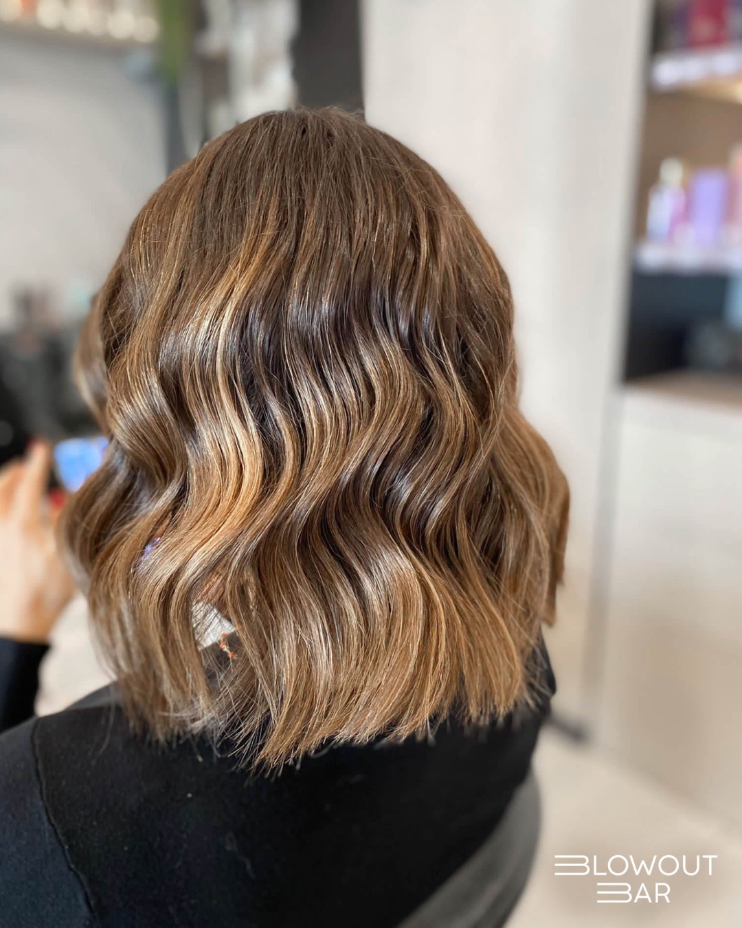 Blowout bar #zagreb Feniranje i stiliziranje Fen frizura + cocktail tretman