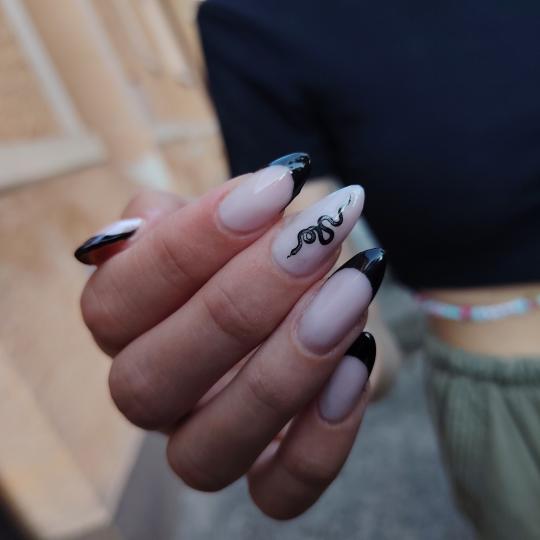 Empire Nails #zagreb Korekcija noktiju Dodatni ukrasi po noktu Nokti