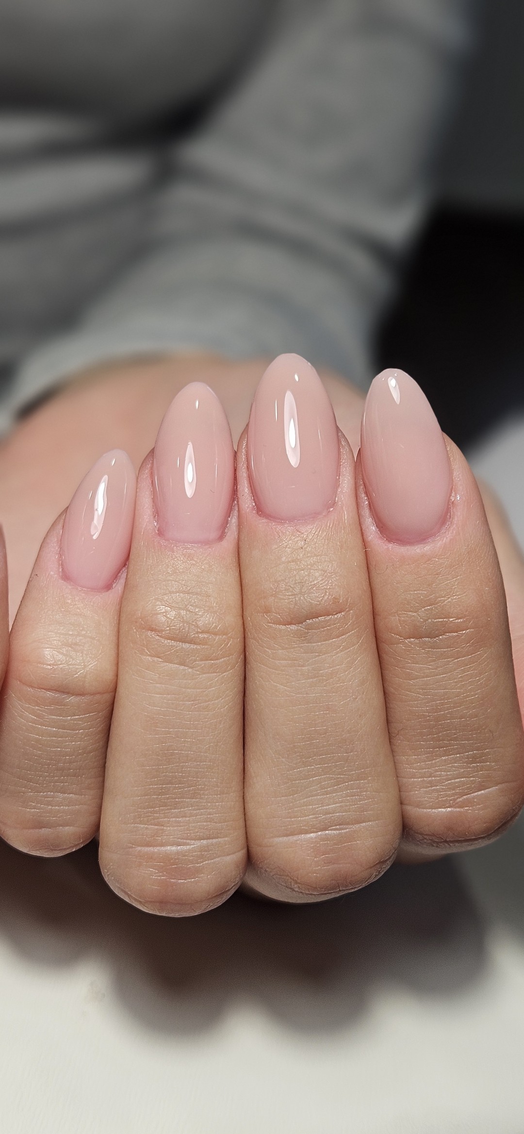 Beauty & Bliss #zagreb Nadogradnja noktiju Ugradnja noktiju gelom