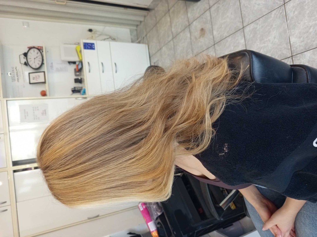 Balayage - duga kosa - Wikleraj & Frajeraj, Zagreb Ombre, sombre, balayage Frizerski saloni Ombre, sombre, balayage, Zagreb, Trešnjevka – jug