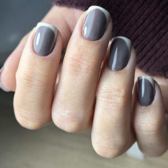 Balaniuk nails studio usluga