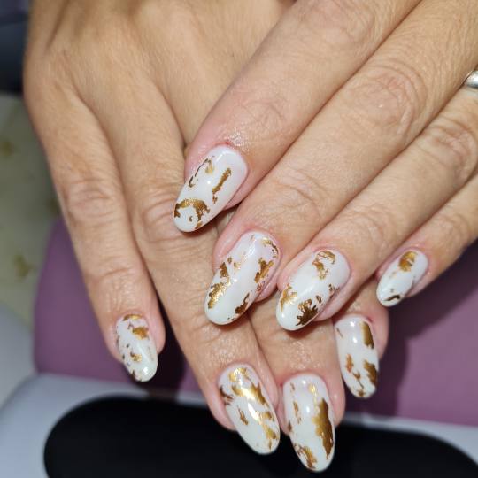 Chic Beauty West #zagreb Manikura Gel lak - M dužina