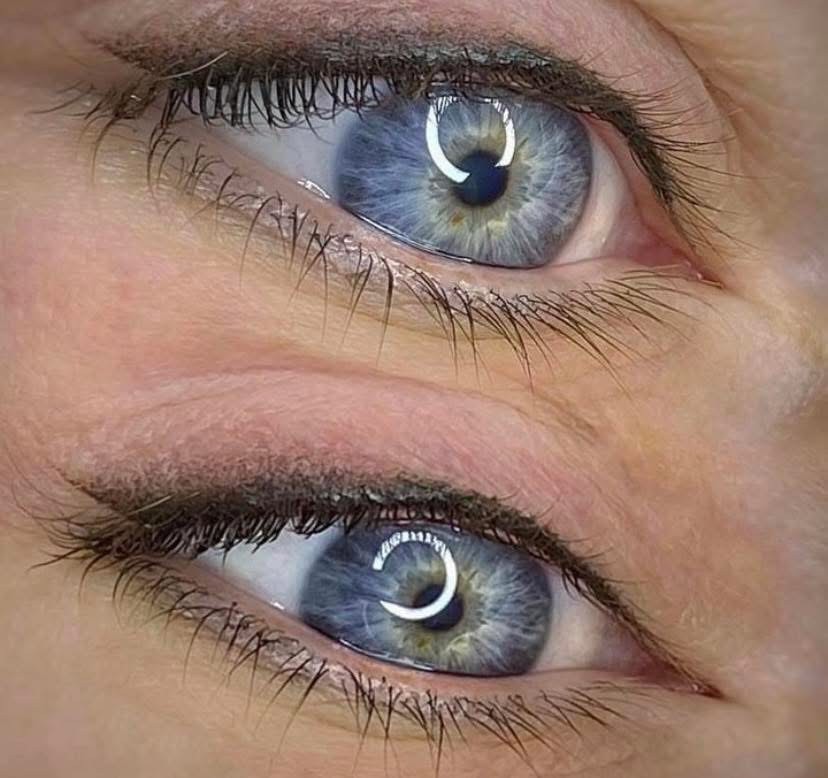 Spellar - Križ #kriz Trajna šminka Trajna šminka - small ombre eyeliner