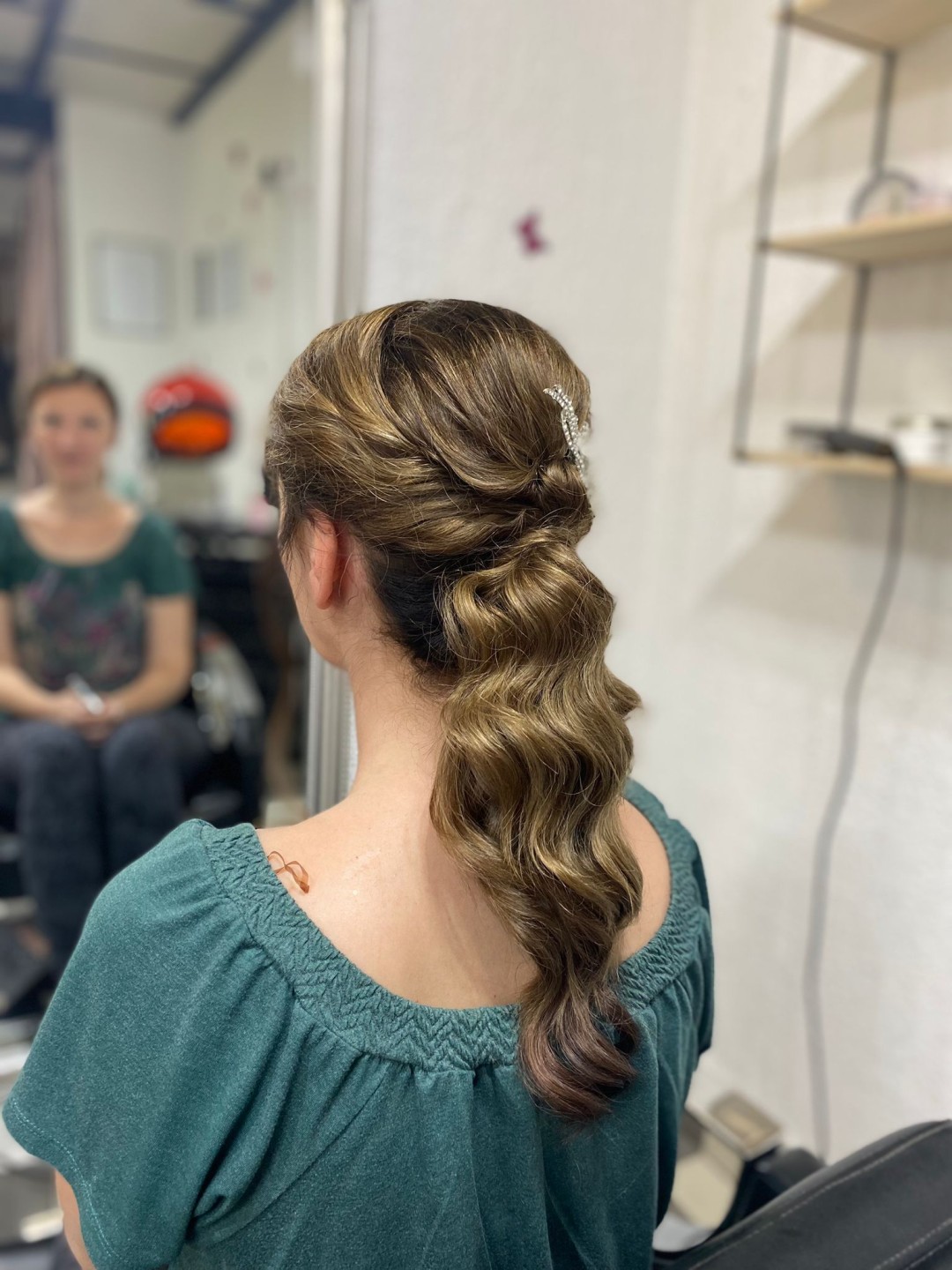 Studio Lara #velika-gorica Svečane i frizure za svadbu Svečana frizura - rep - poluduga kosa