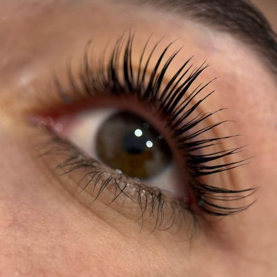 Josea beauty studio usluga