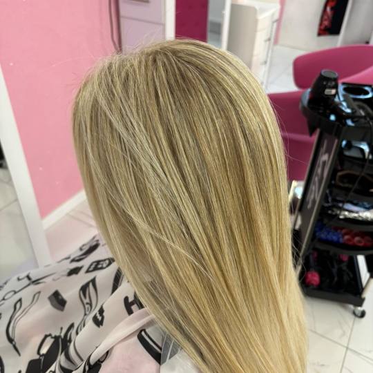 Beauty Studio Amina #zagreb Pramenovi