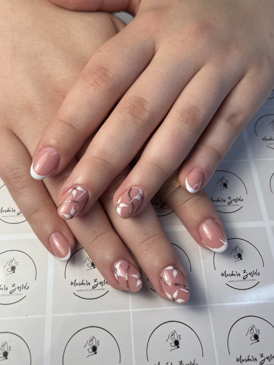 Nail art jednostavan - set - Manikura, Zagreb Ukrašavanje noktiju Nokti Ukrašavanje noktiju, Zagreb, Novi Zagreb – zapad