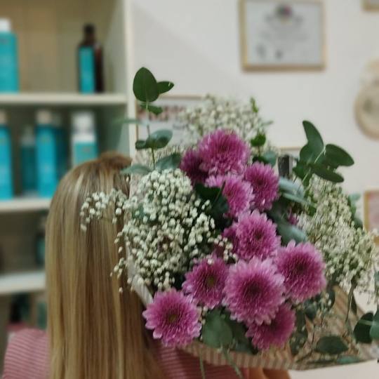 Hairlookboutique #zagreb Bojanje kose Bojanje cijele dužine + pramenovi na foliju - poluduga kosa