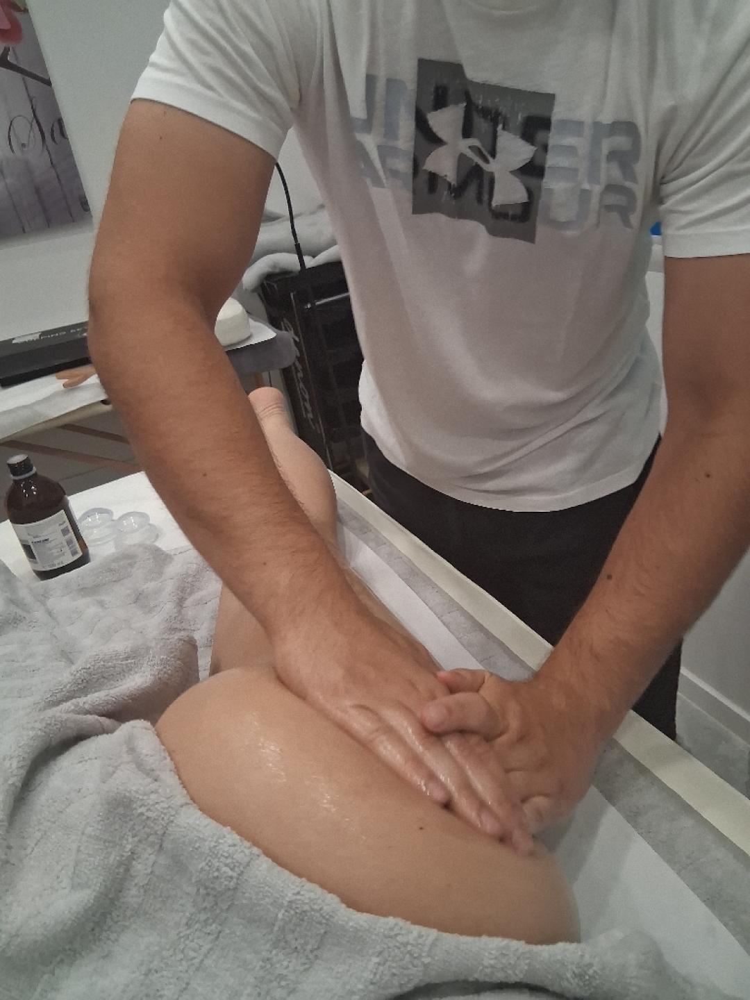 Aura - Zagreb #zagreb Anticelulit masaža Anticelulitna masaža