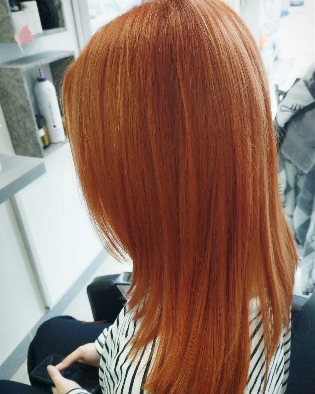 Bojanje cijele dužine + fen frizura + šišanje - kosa srednje dužine - Silvija, Zagreb Bojanje kose Frizerski saloni Bojanje kose, Zagreb, Črnomerec