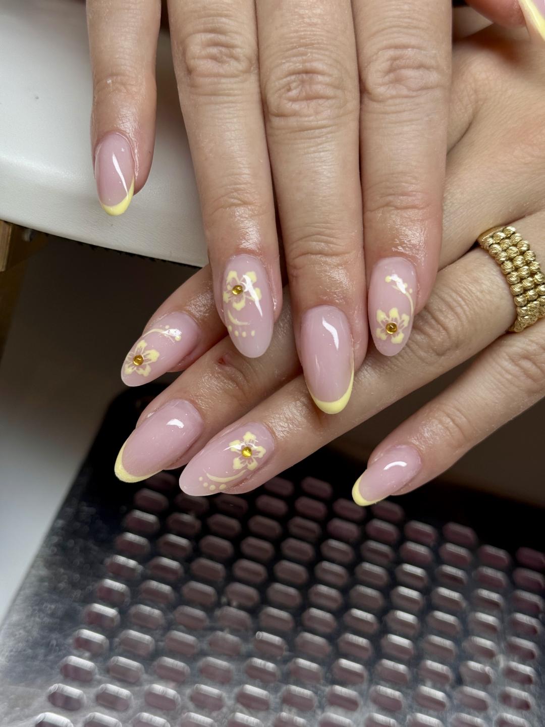SABRINA STRIJA BEAUTY & SPA #zagreb Nadogradnja noktiju Nadogradnja/nadopuna noktiju - S dužina