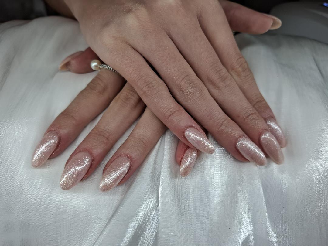 Shiny Nails #zagreb Ojačavanje noktiju Nadopuna geliranih noktiju - M dužina