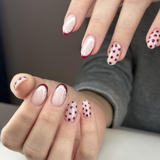 Naté Beauty Room #rijeka Nadogradnja noktiju Ugradnja noktiju - M dužina
