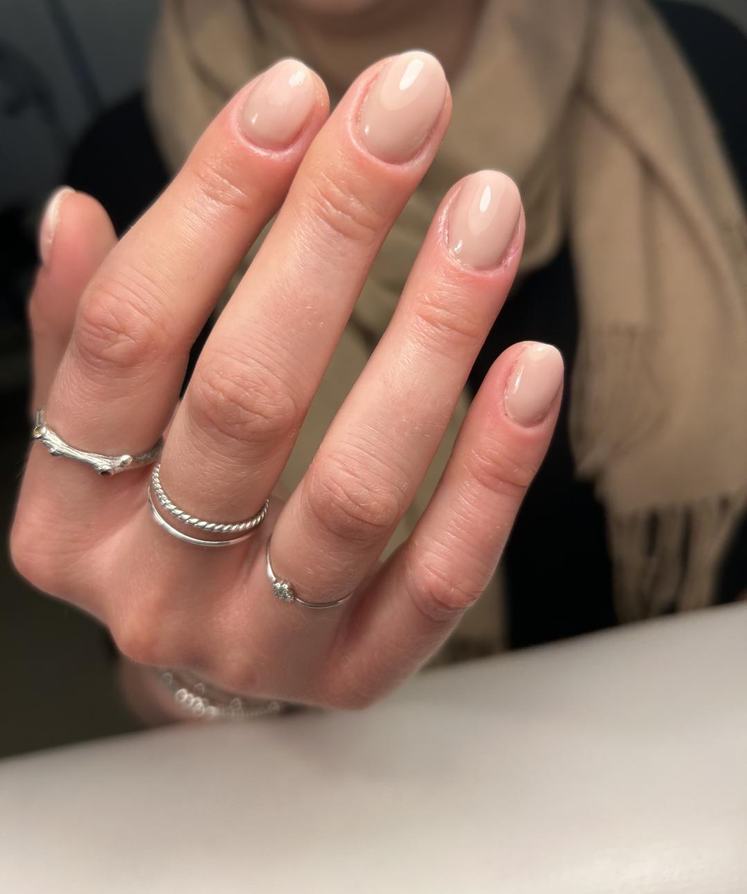 LoveGlam beauty studio #zagreb Gel lak Gellak-gradivni trajni lak S/M