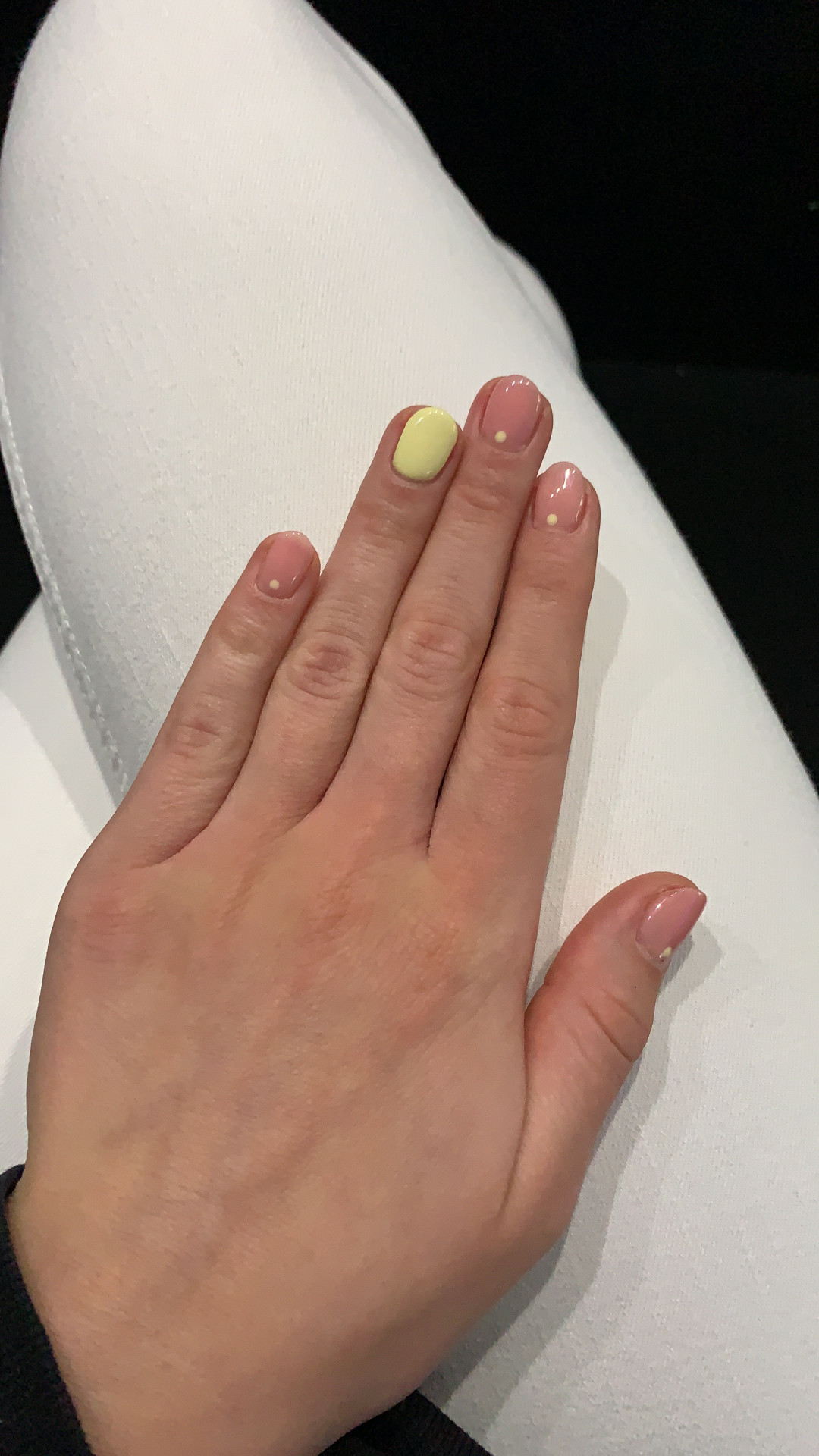 Jean D' Arcel Medical & Beauty Institut #zagreb Depilacija šećernom pastom Manikura + trajni lak