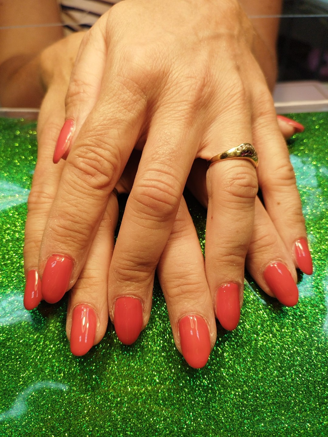 Paint Bar Joy - spas u zadnji čas #zagreb Gel lak Trajni lak - ruke