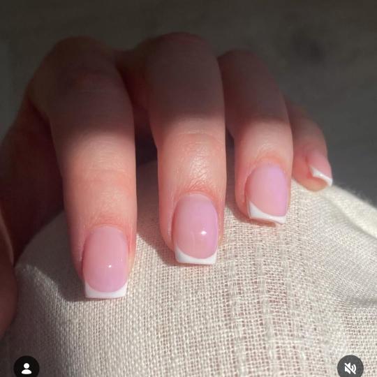 La Grotta Spa by Dreams clinic #rijeka Ukrašavanje noktiju French / nail art - dodatak uz uslugu Pe