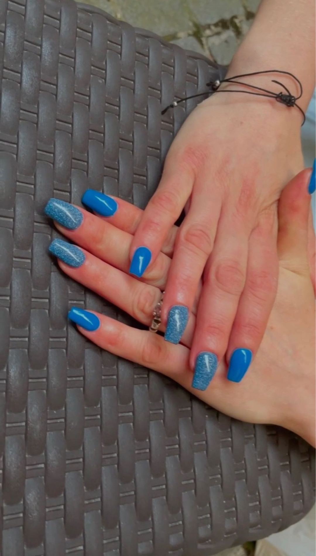 Vision of You 2.0 #zagreb Izlivanje noktiju Njega nogu: lakiranje noktiju s estetskom manikurom