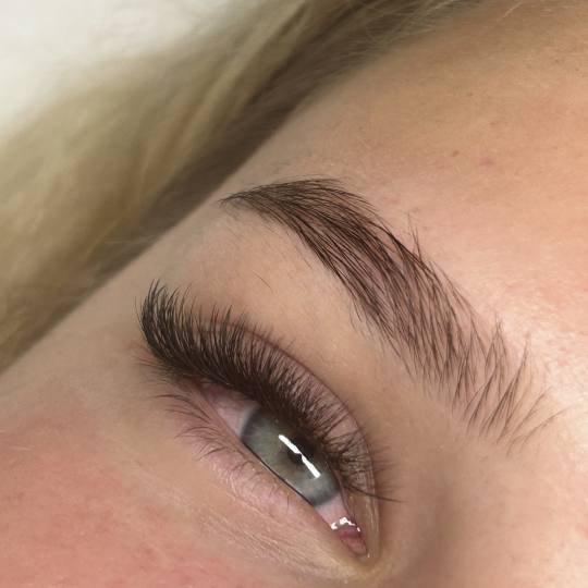 Zen Spot #zagreb Nadogradnja trepavica Ugradnja mega volumena