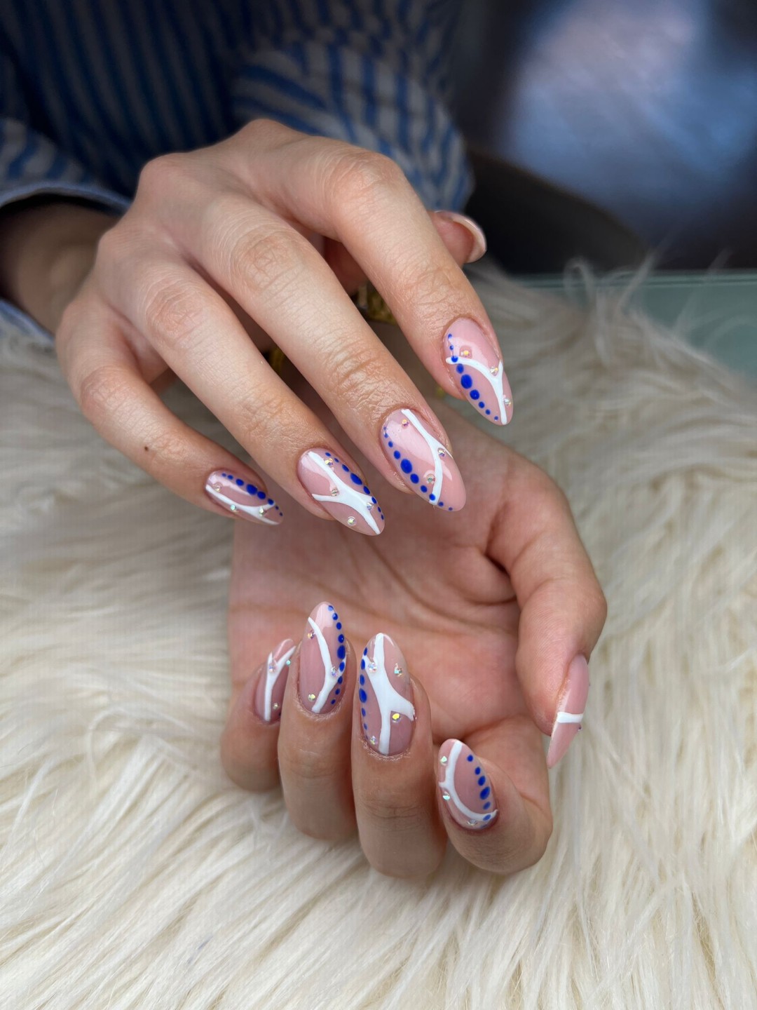 Beauty Centar Miss #zagreb Izlivanje noktiju Izlivanje noktiju gelom - M dužina