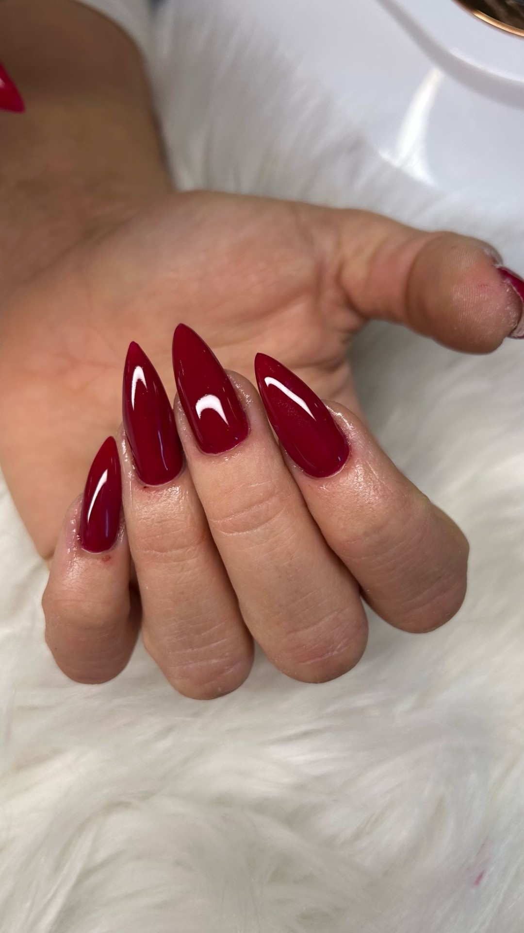 Gel ugradnja noktiju L - Beauty Studio Amina, Zagreb Manikura Nokti Manikura, Zagreb, Gornja Dubrava