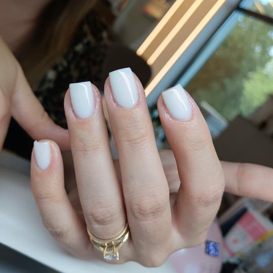 SABRINA STRIJA BEAUTY & SPA #zagreb Manikura Manikura + trajni lak