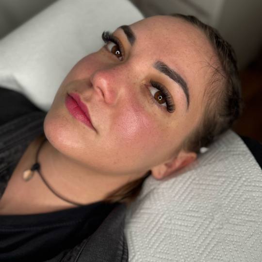 MOELL beauty #zagreb Nadogradnja trepavica Ugradnja volumenskih trepavica