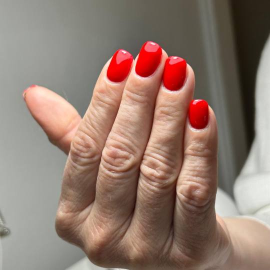 Glow Differently #zagreb Manikura Manikura + trajni lak