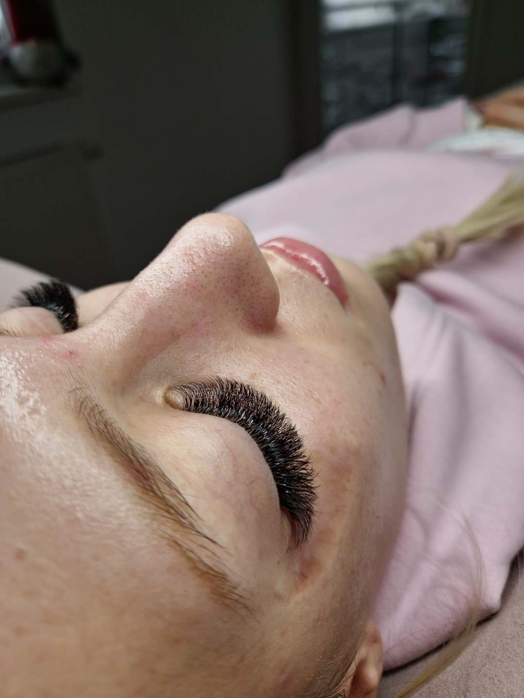 IvaBelle beauty #zagreb Nadogradnja trepavica Ugradnja volumenskih trepavica