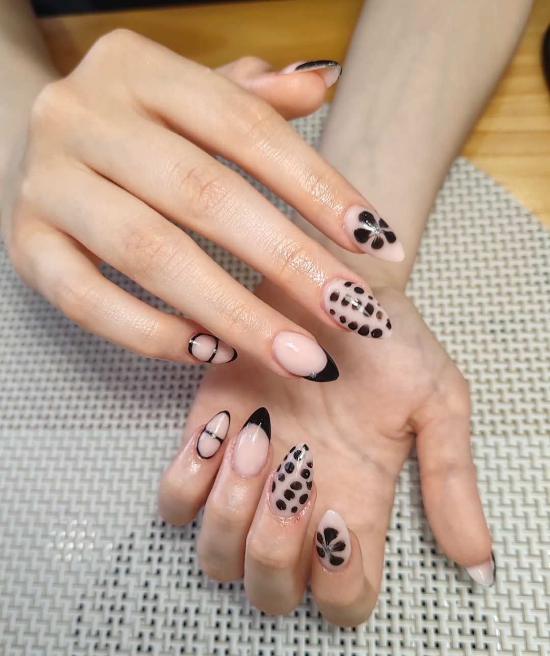 Beautique Nina #zagreb Nadogradnja noktiju Ugradnja noktiju S dužina