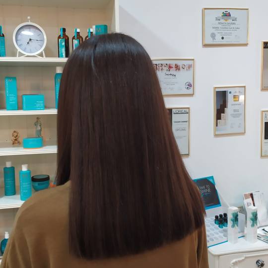 Hairlookboutique #zagreb Bojanje kose Pranje kose + sušenje + fen frizura + žensko šišanje + pre