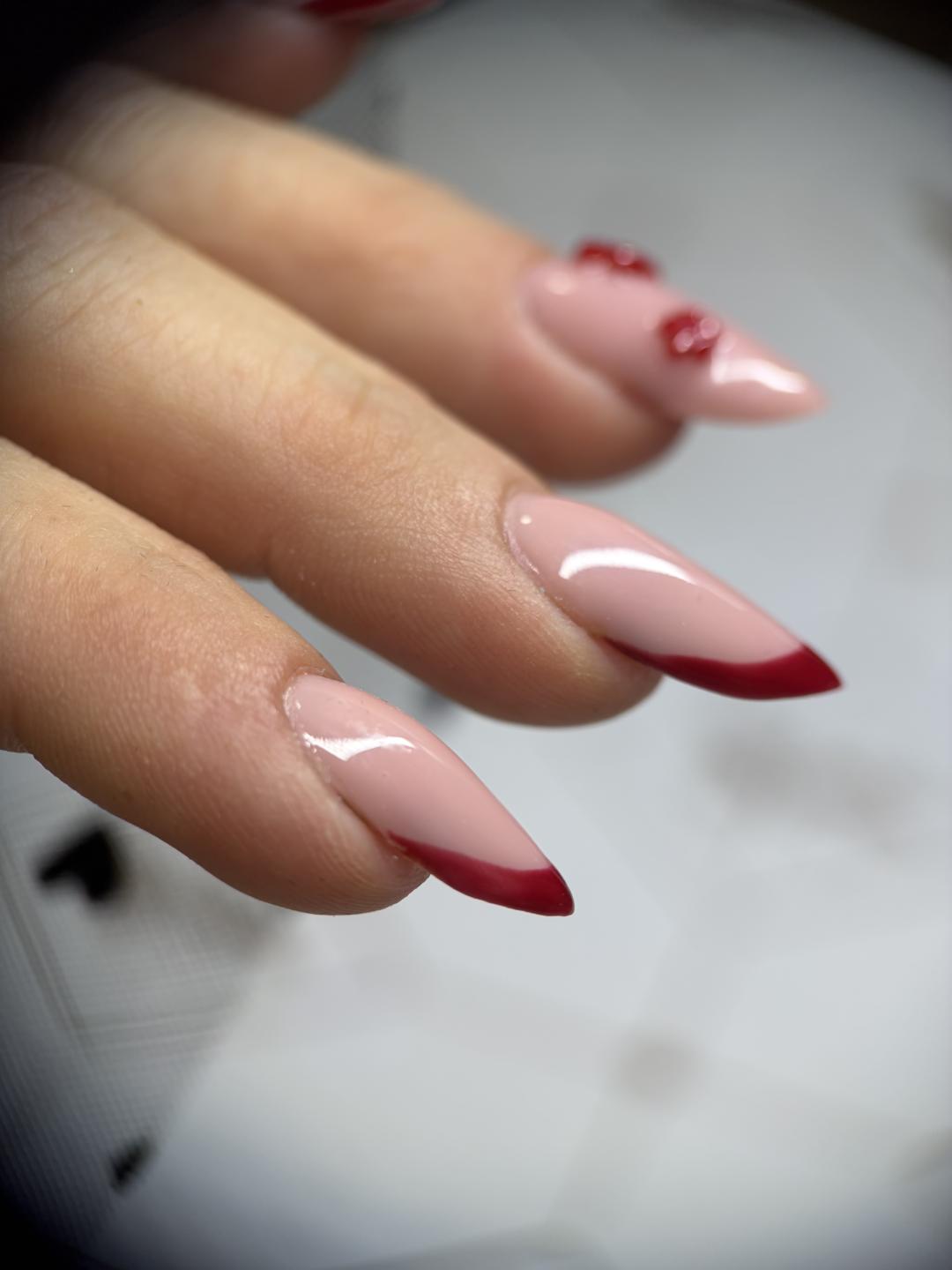 Théa Beauty Spot #zagreb Nadogradnja noktiju Ugradnja noktiju gelom - M dužina