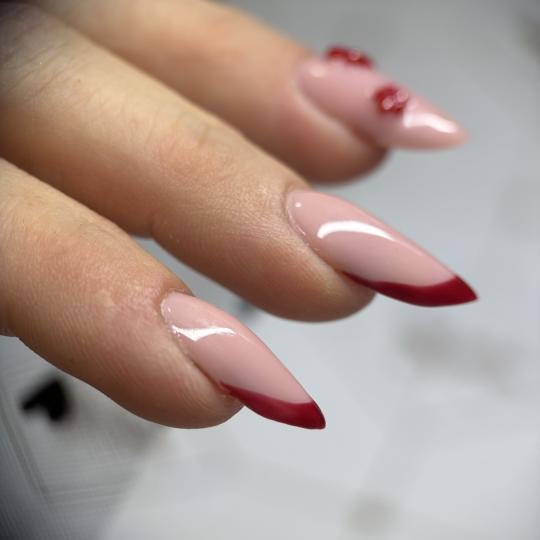 Théa Beauty Spot #zagreb Nadogradnja noktiju Ugradnja noktiju gelom - M dužina