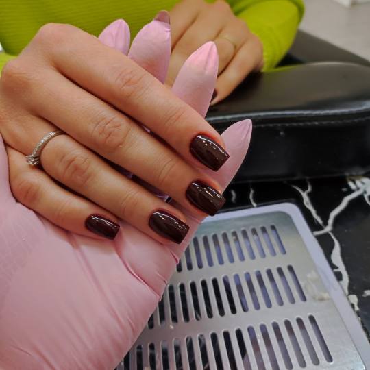 Roses & friends #zagreb Nadogradnja noktiju Ugradnja noktiju - S dužina