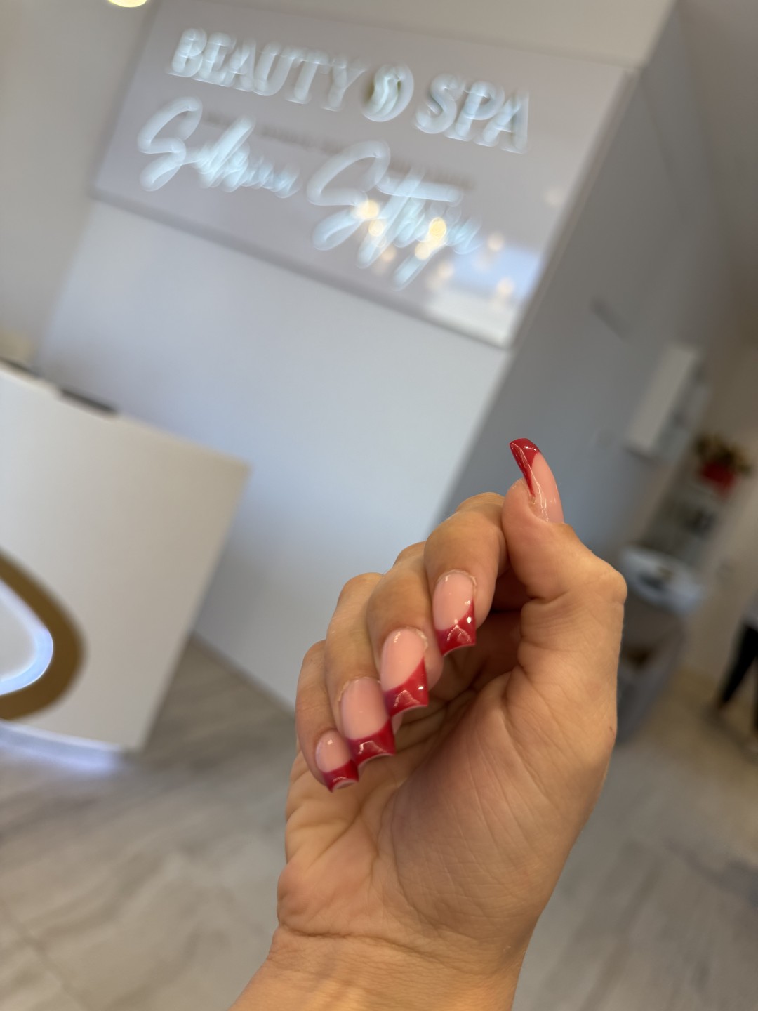 SABRINA STRIJA BEAUTY & SPA #zagreb Ojačavanje noktiju Ojačavanje prirodnih noktiju gelom - L dužina