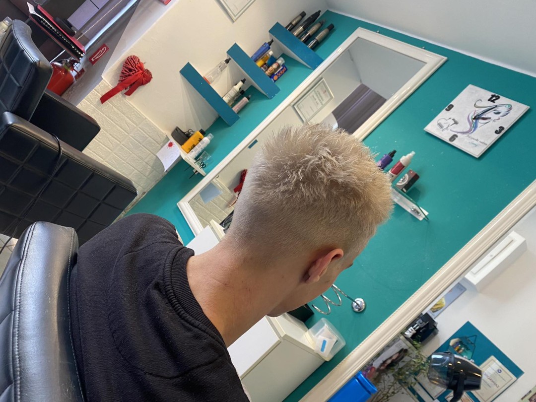 Sany 1 #pula Blajhanje kose Blajhanje cijele dužine - kratka kosa