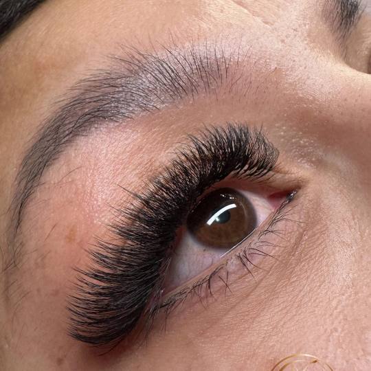 IvaBelle beauty #zagreb Nadogradnja trepavica Ugradnja volumenskih trepavica