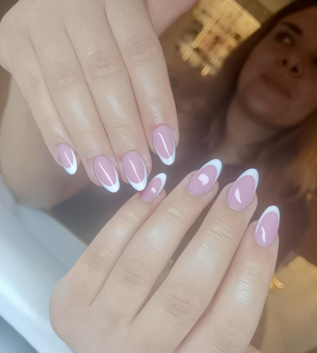SABRINA STRIJA BEAUTY & SPA #zagreb Nadogradnja noktiju Nadogradnja/nadopuna noktiju - M dužina