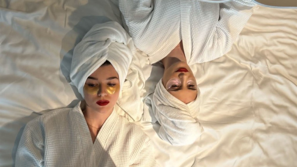 Hairlookboutique #zagreb Manikura Spa manikura + lakiranje noktiju + masaža losionom