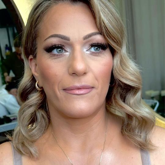 Anny_ni #zagreb Make-up / šminkanje Profesionalno šminkanje - dnevni / noćni make up