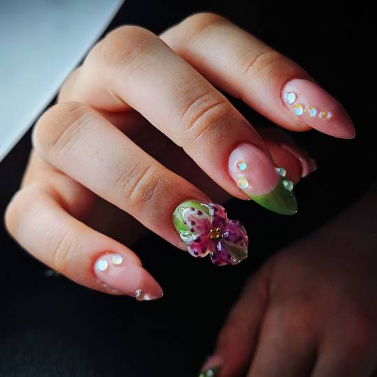 TINA NAIL ART STUDIO #velika-gorica Nadogradnja noktiju Ugradnja noktiju - L dužina Ugradnja L + le