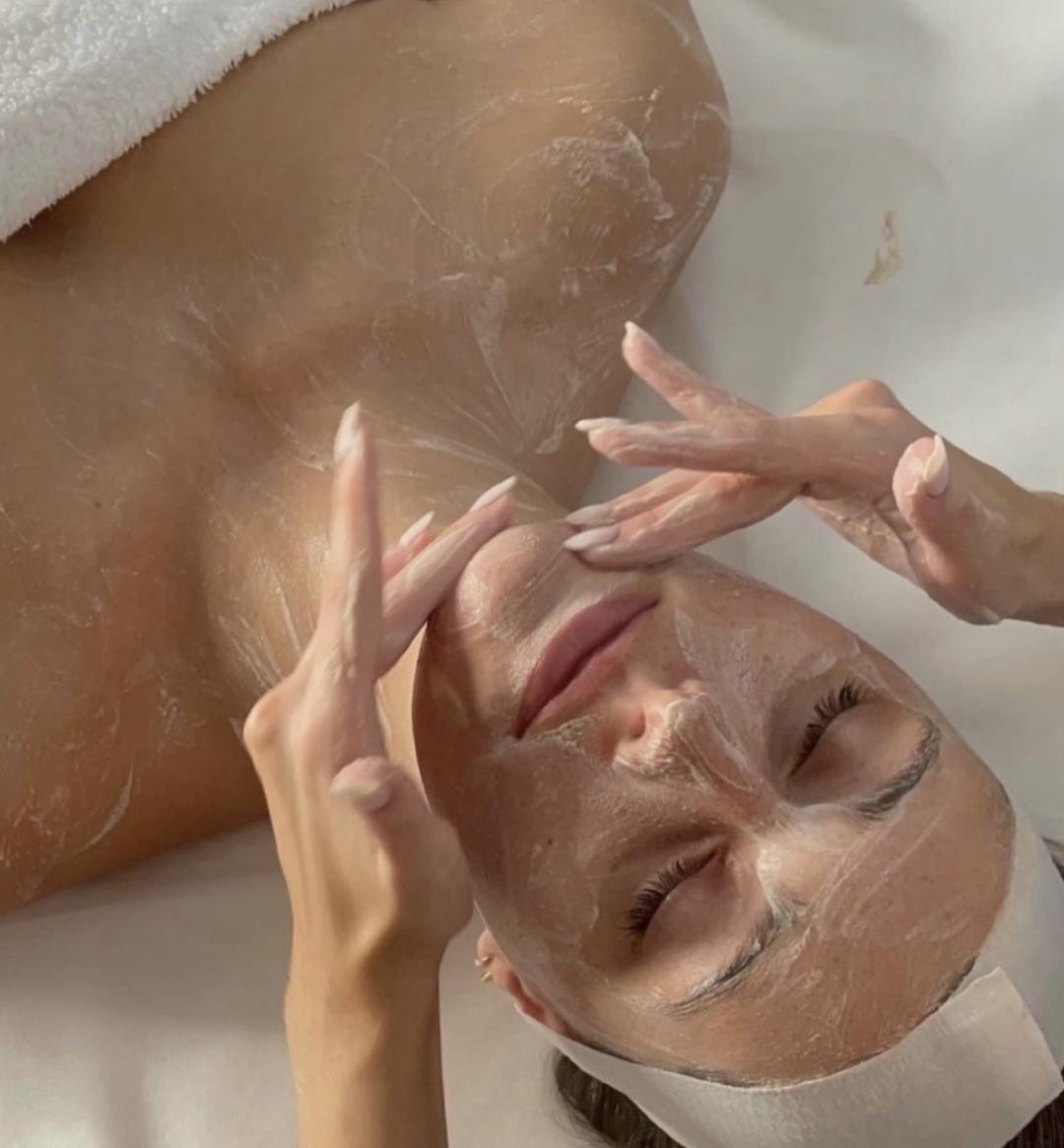 Katina Beauty Lounge #zagreb Masaža lica Spa ritual - masaža lica + masaža vrata + masaža dekoltea + masaža ruku