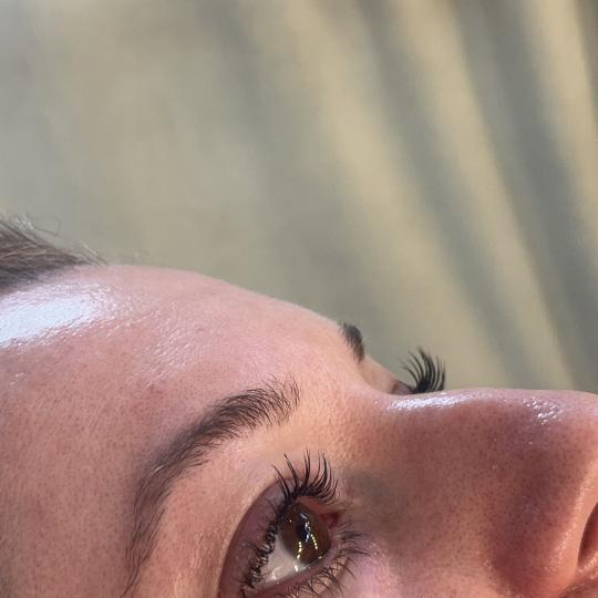 Mia’s Beautique #zagreb Trepavice Lash lift ( uključeno bojanje )