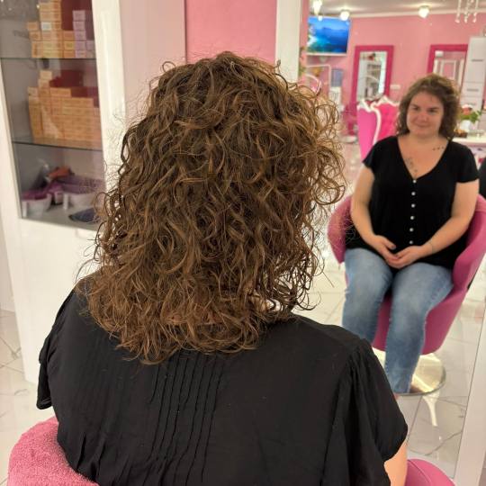 Beauty Studio Amina #zagreb Minival Minival + fen frizura - poluduga kosa