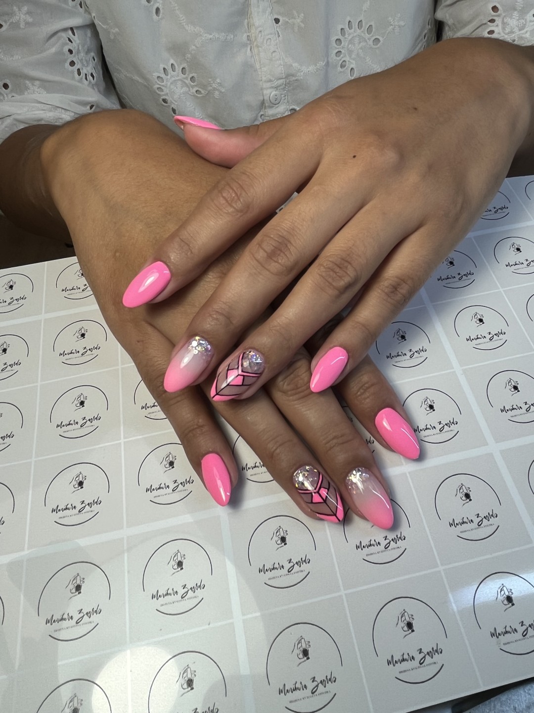 Dupli French / ombre / babyboomer u boji dodatak uz uslugu - 1 nokat - Manikura, Zagreb Ukrašavanje noktiju Nokti Ukrašavanje noktiju, Zagreb, Novi Zagreb – zapad