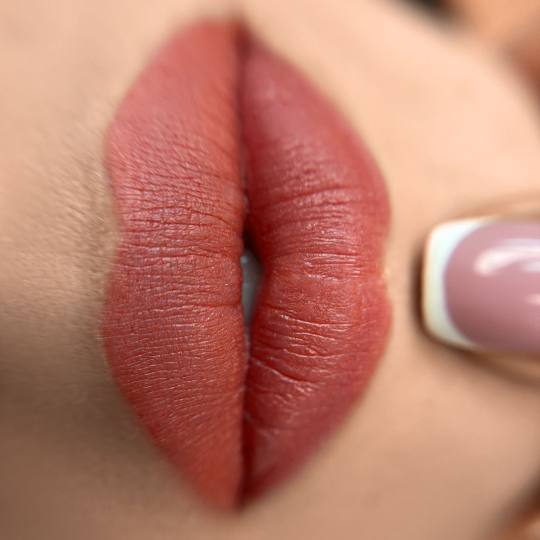 Brow Bar Permanent #zagreb Trajna šminka Trajna šminka - usne