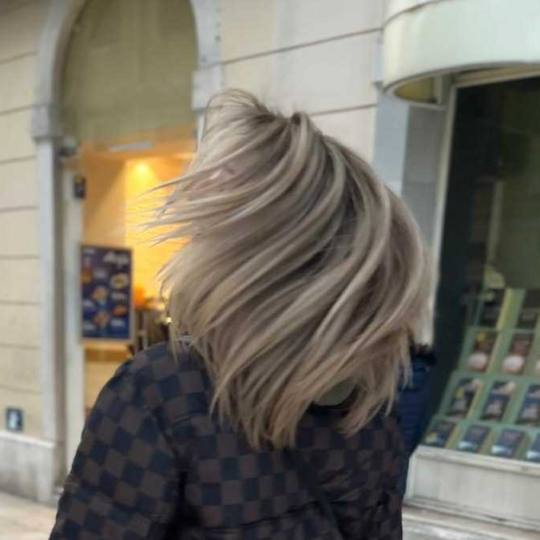 Studio Divas #rijeka Bojanje kose Feniranje + toniranje + balayage - duga kosa