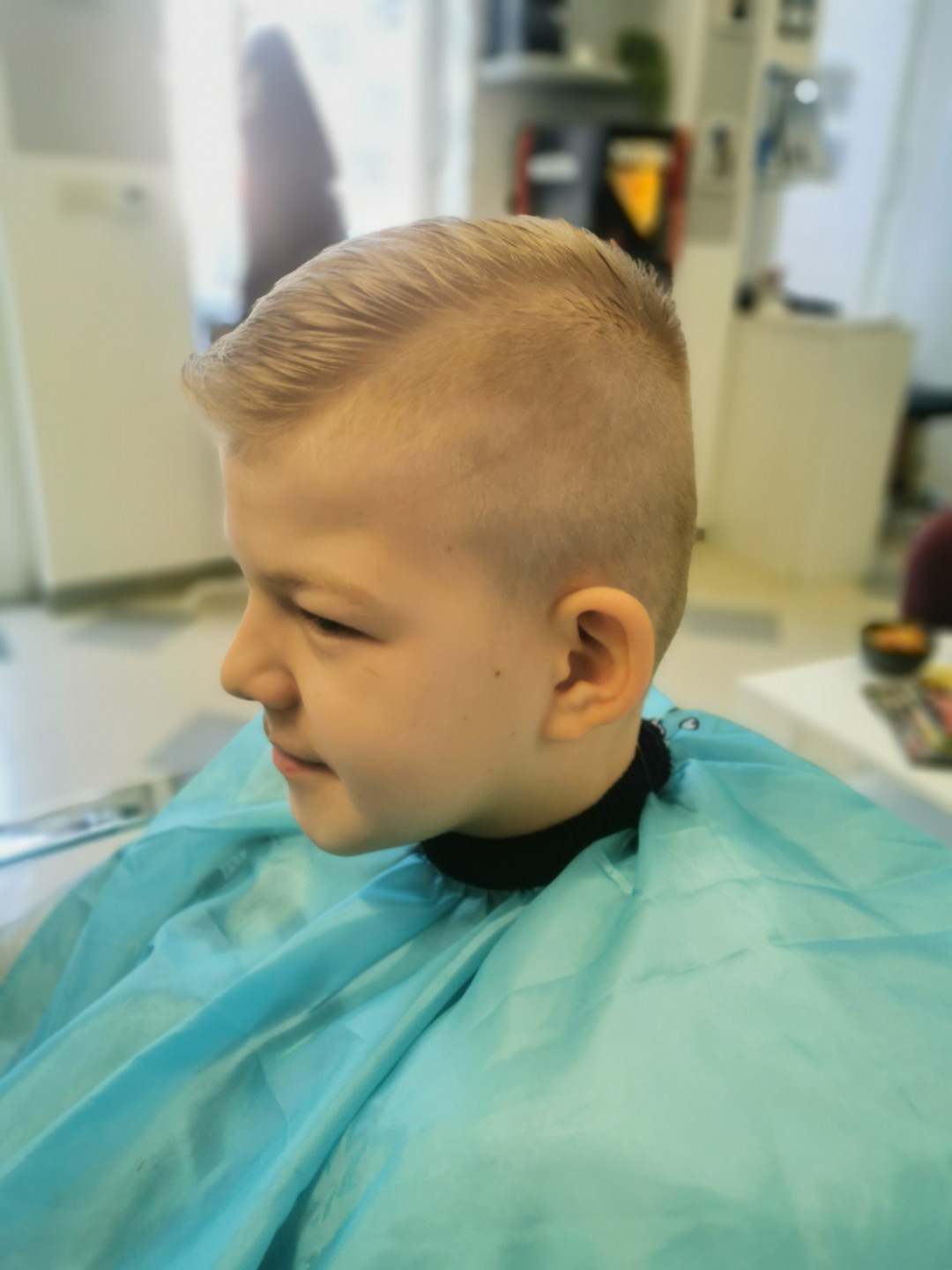 Silvija #zagreb Dječije šišanje Dječje šišanje + pranje kose