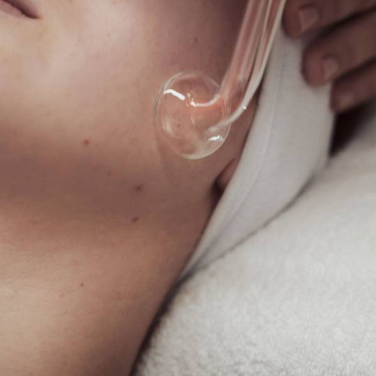 Skinergy #zagreb Radiovalni i ultrazvučni tretmani Visoka frekvencija - dodatak uz uslugu Radiovaln