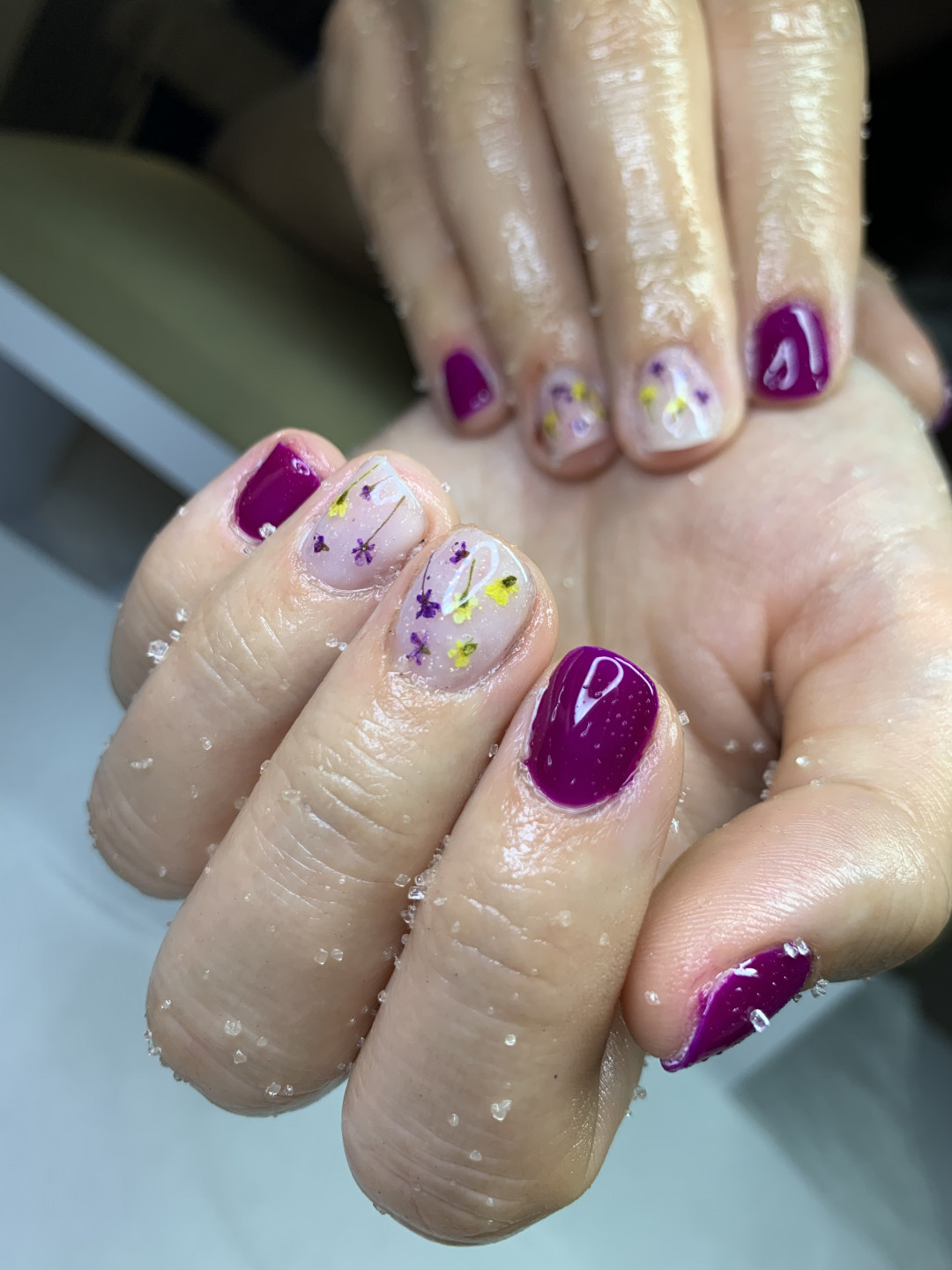 Mint Beauty Boutique #zagreb Tretmani ruku Manikura + Gel lak